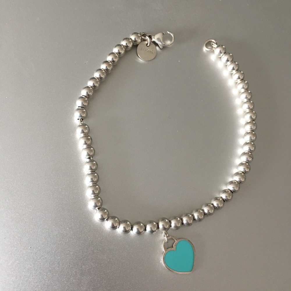 Tiffany’s bracelet with turquoise heart